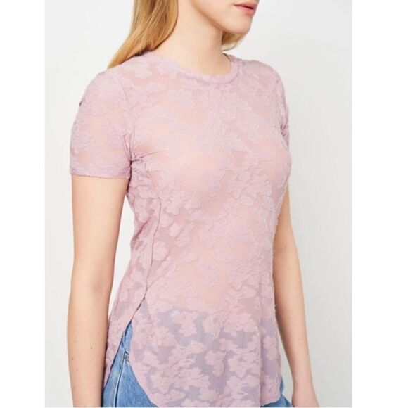 Black tape blush color lace top size small - Picture 5 of 7